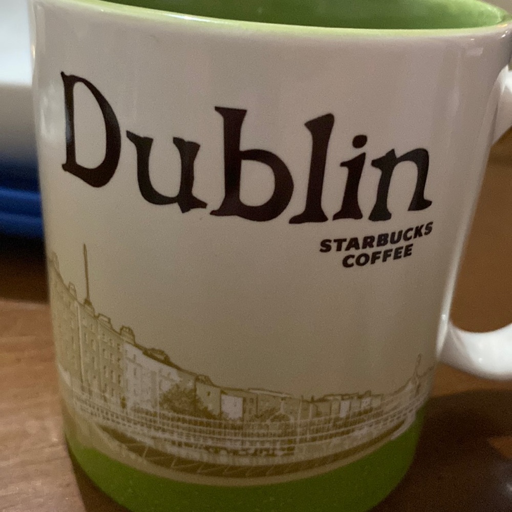 Starbucks Dublin Ireland 16 oz mug